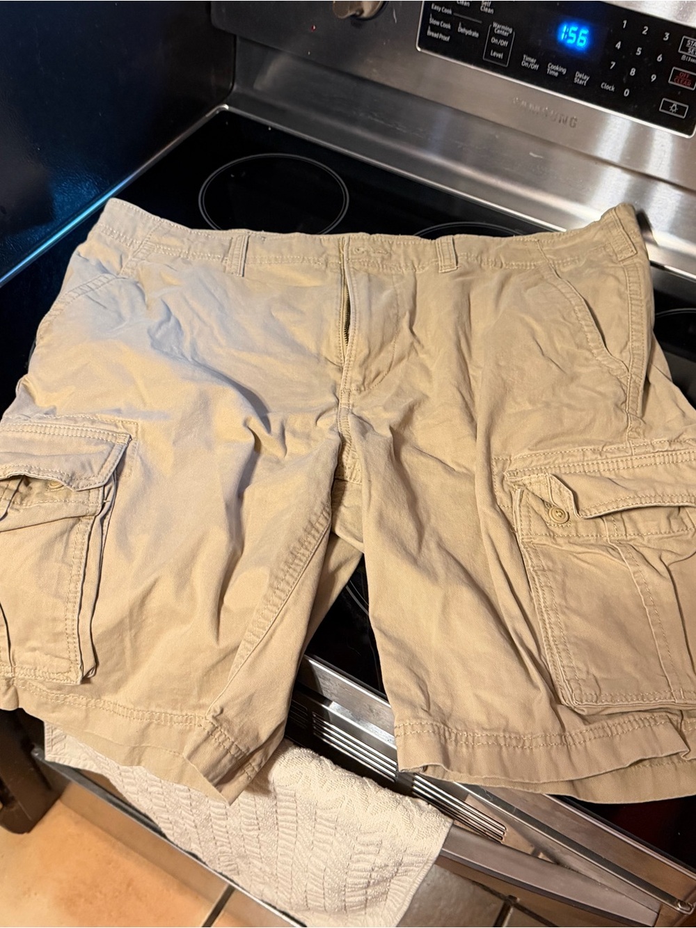 Sonoma Men's Tan Cargo Shorts with Utility Pockets
